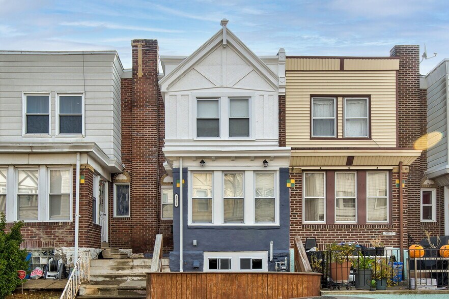 Building Photo - 4021 Howland St