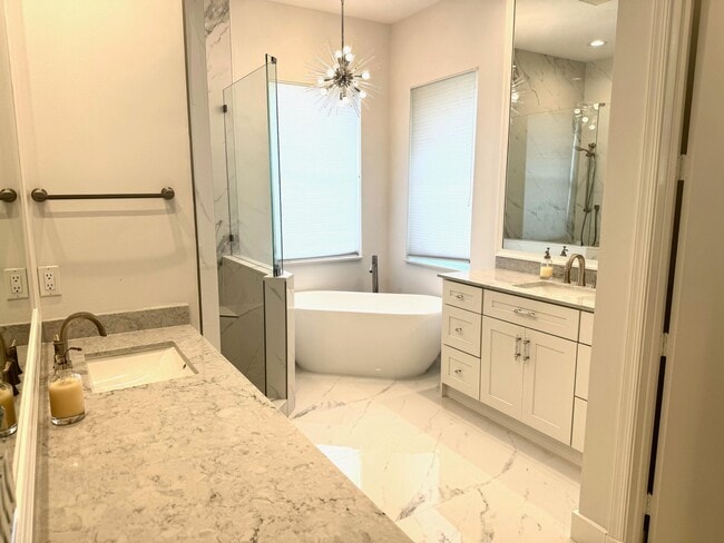 Building Photo - 107 Via Escobar Way