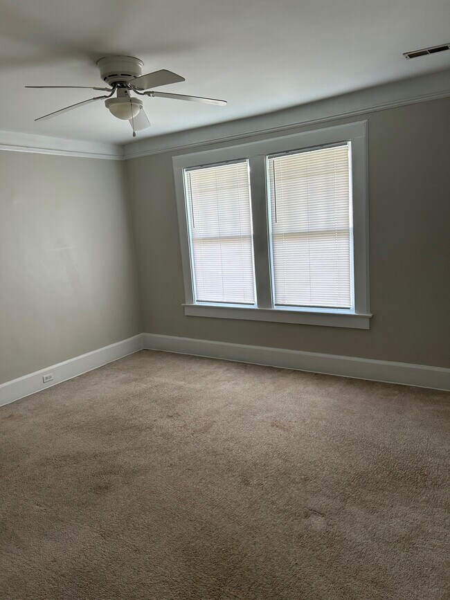 Building Photo - 1104 Belleview St