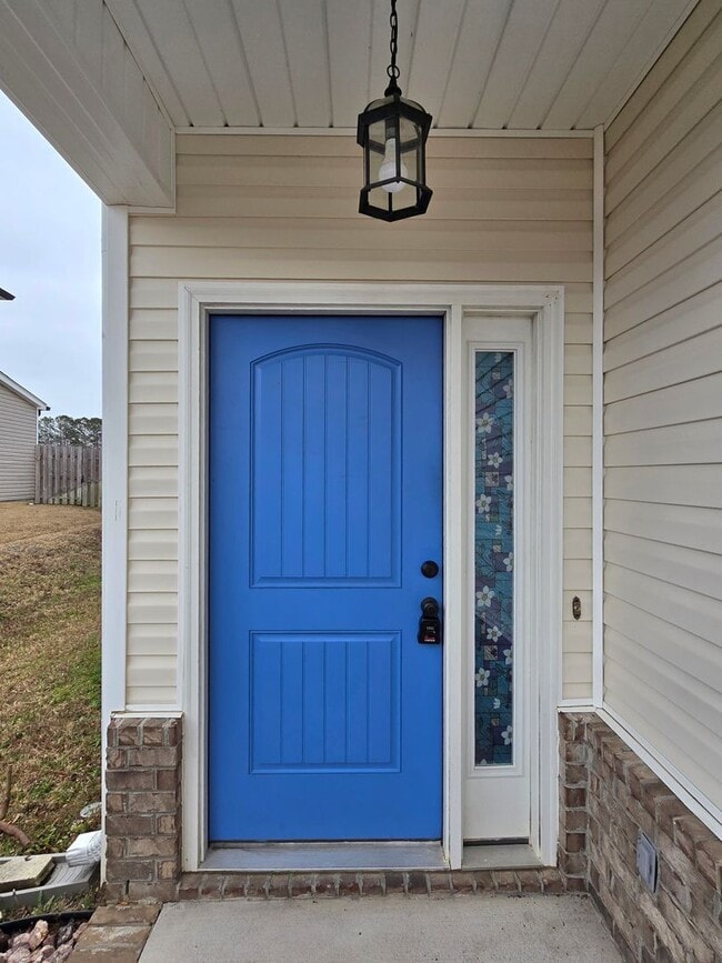 Building Photo - 3222 Alexandria Dr