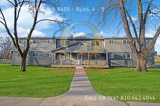 Building Photo - 3901 N Averill Ave