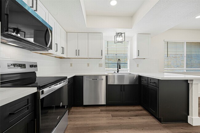 Building Photo - 17711 Wild Willow Ln