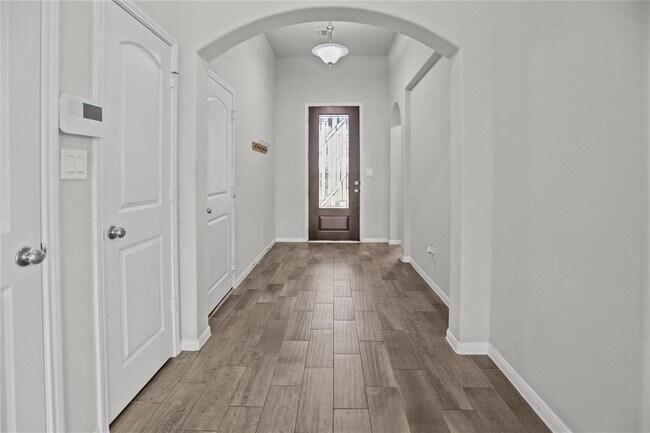 Building Photo - 24115 Golden Fallow Dr