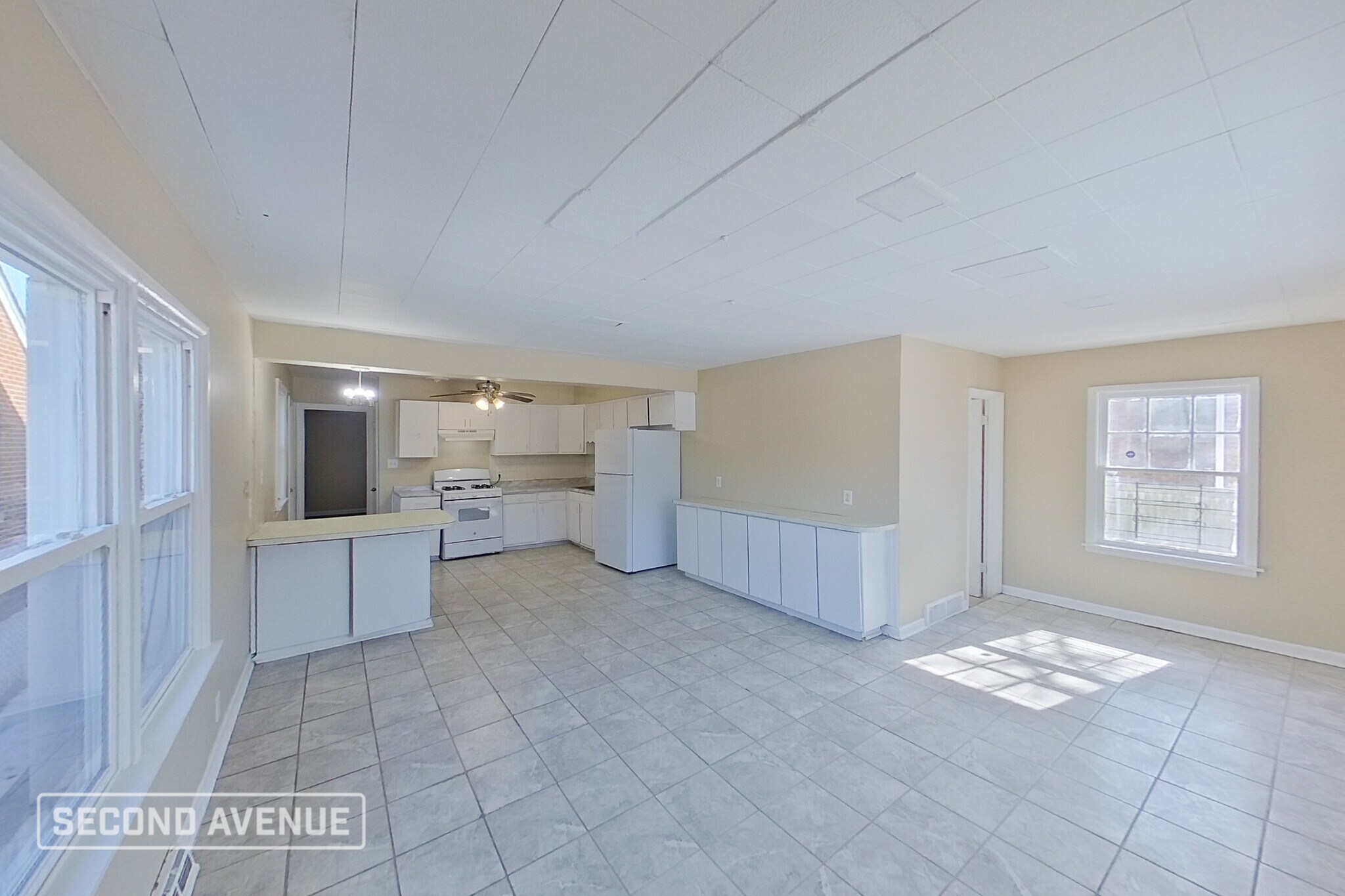 Building Photo - 4772 Jefferson St