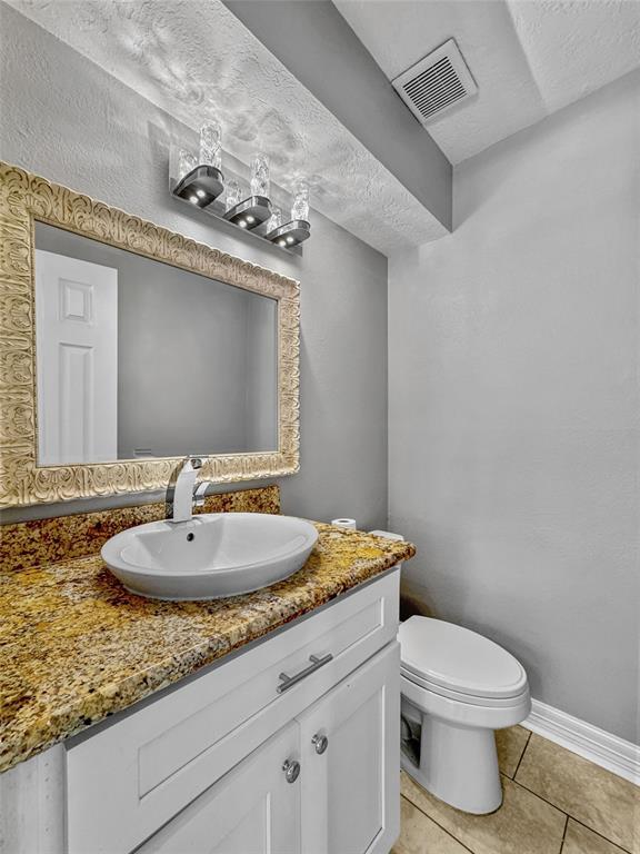Building Photo - 8214 Roebourne Ln