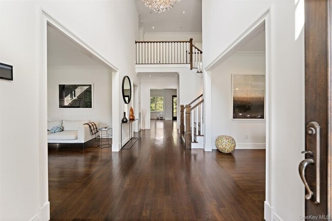 Building Photo - 20 Brookline Rd