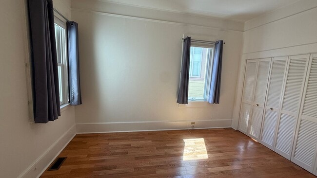 Building Photo - Epic REA - Expansive 2BD/ 1BA with Huge Garage in the Outer Mission
