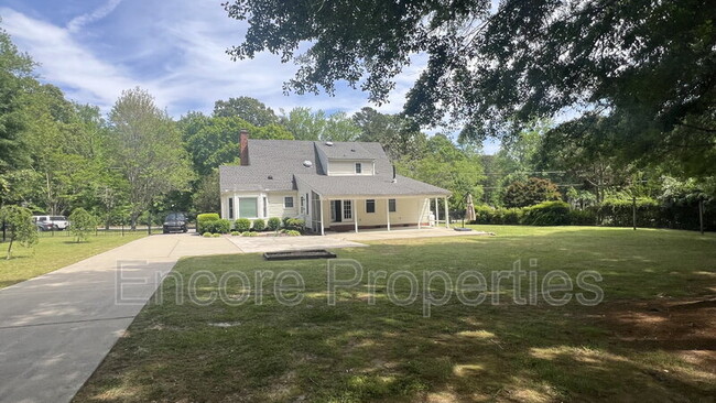 Building Photo - 8112 Stillbreeze Dr