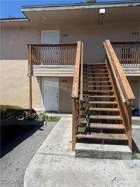 Building Photo - 824 Alderman St