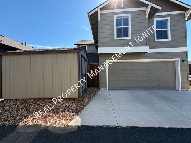 Building Photo - 2713 NE Black Oak Pl