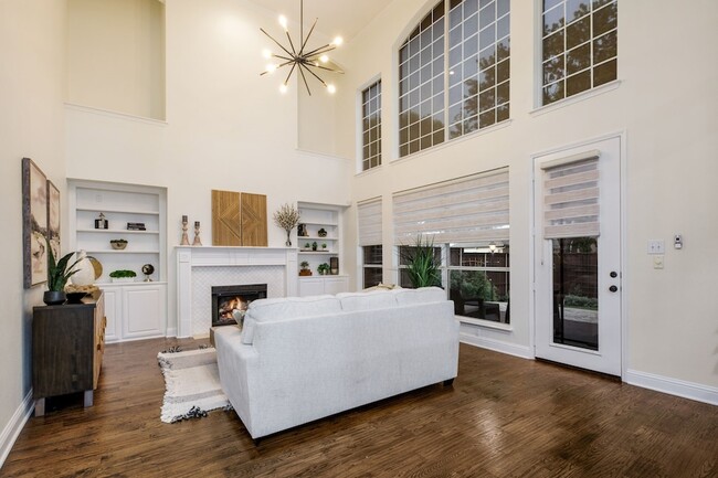Building Photo - 1417 Cool Springs Dr