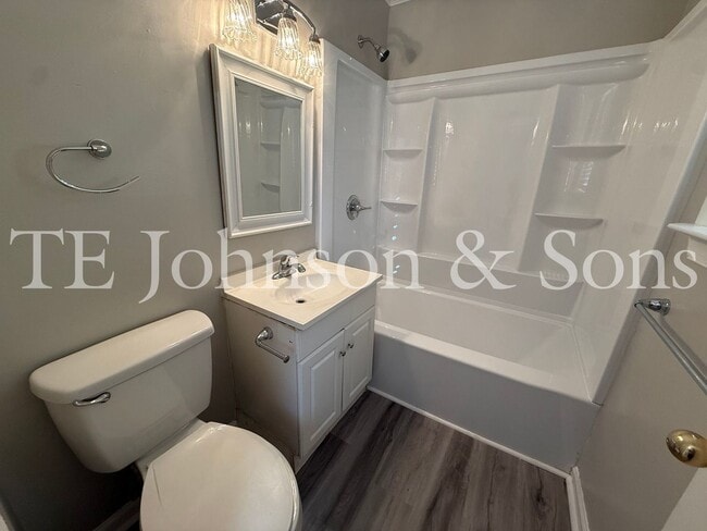 Building Photo - Charming 3BR/2BA Home with Hardwood Floors, Bonus Room & Outdoor Living