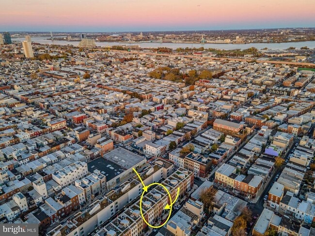 Building Photo - 617 McClellan St