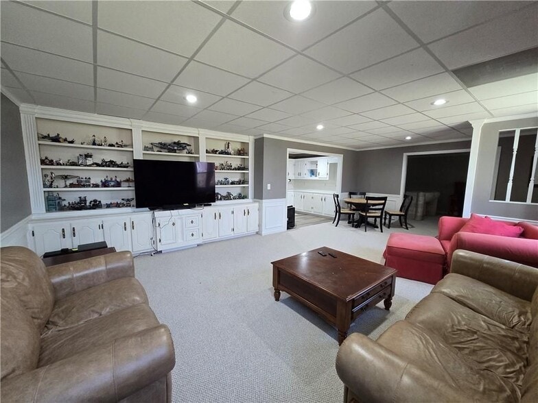 Building Photo - 9373 Kingston Crossing Cir