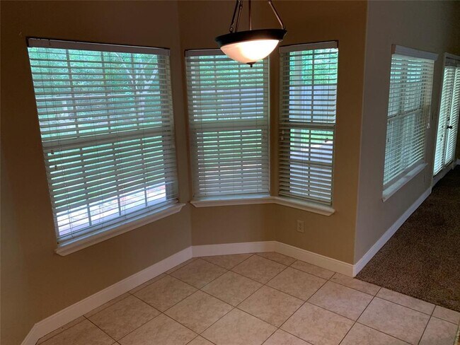 Building Photo - 14607 Heritage Dr