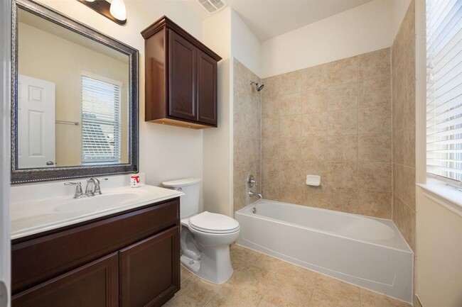 Building Photo - 5822 Crawford Hill Ln