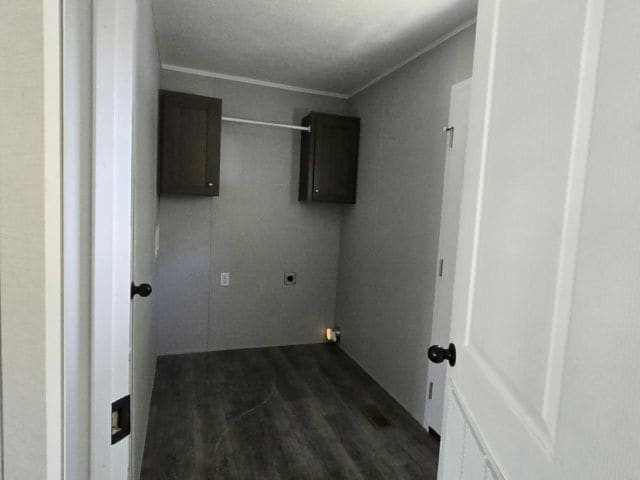 Building Photo - 378 Raven Ln