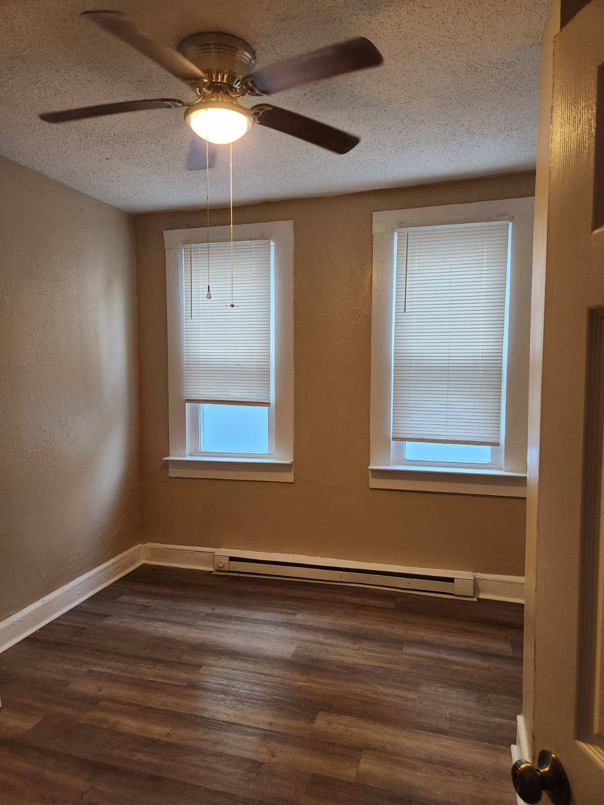 Bedroom Two - 1542 Dungee St