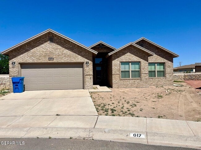 Building Photo - 617 Rafael Marmolejo St
