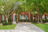 Building Photo - 2-Bedroom Townhome in Lithonia, GA!