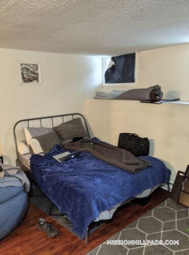 Building Photo - 890 Huntington Ave