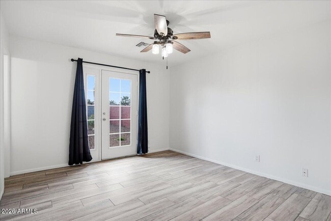 Building Photo - 1935 E El Parque Dr