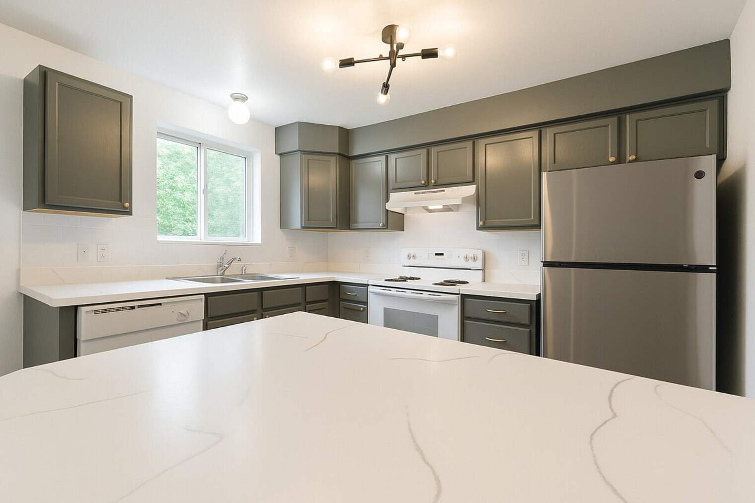 Building Photo - 3300 Chaparral Cir