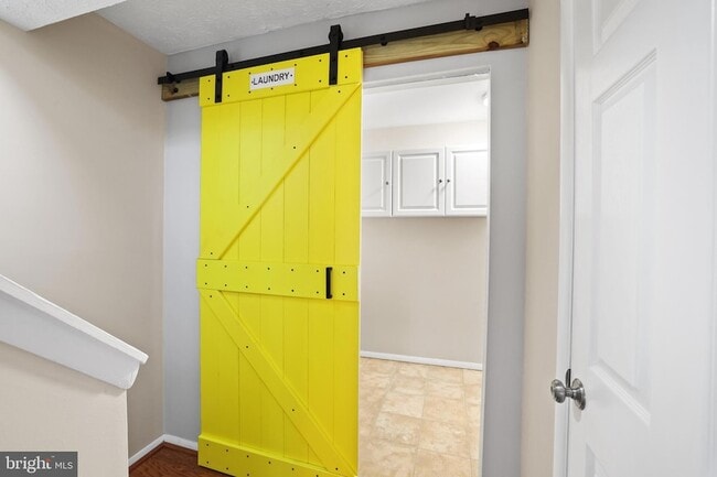 Building Photo - 2858 New Providence Ct