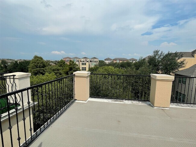 Building Photo - 9127 Harbor Hills Dr