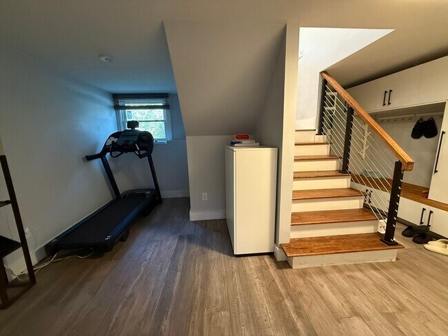 Building Photo - 25 Berkshire Dr