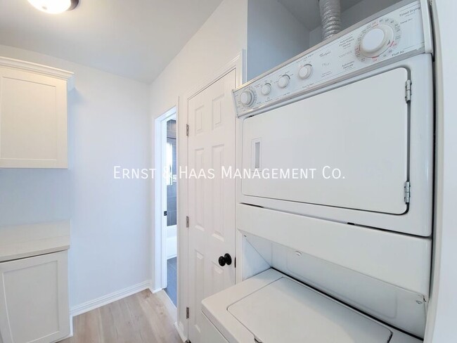 Building Photo - Renovated 1 Bedroom Apartment in Lakewood ...