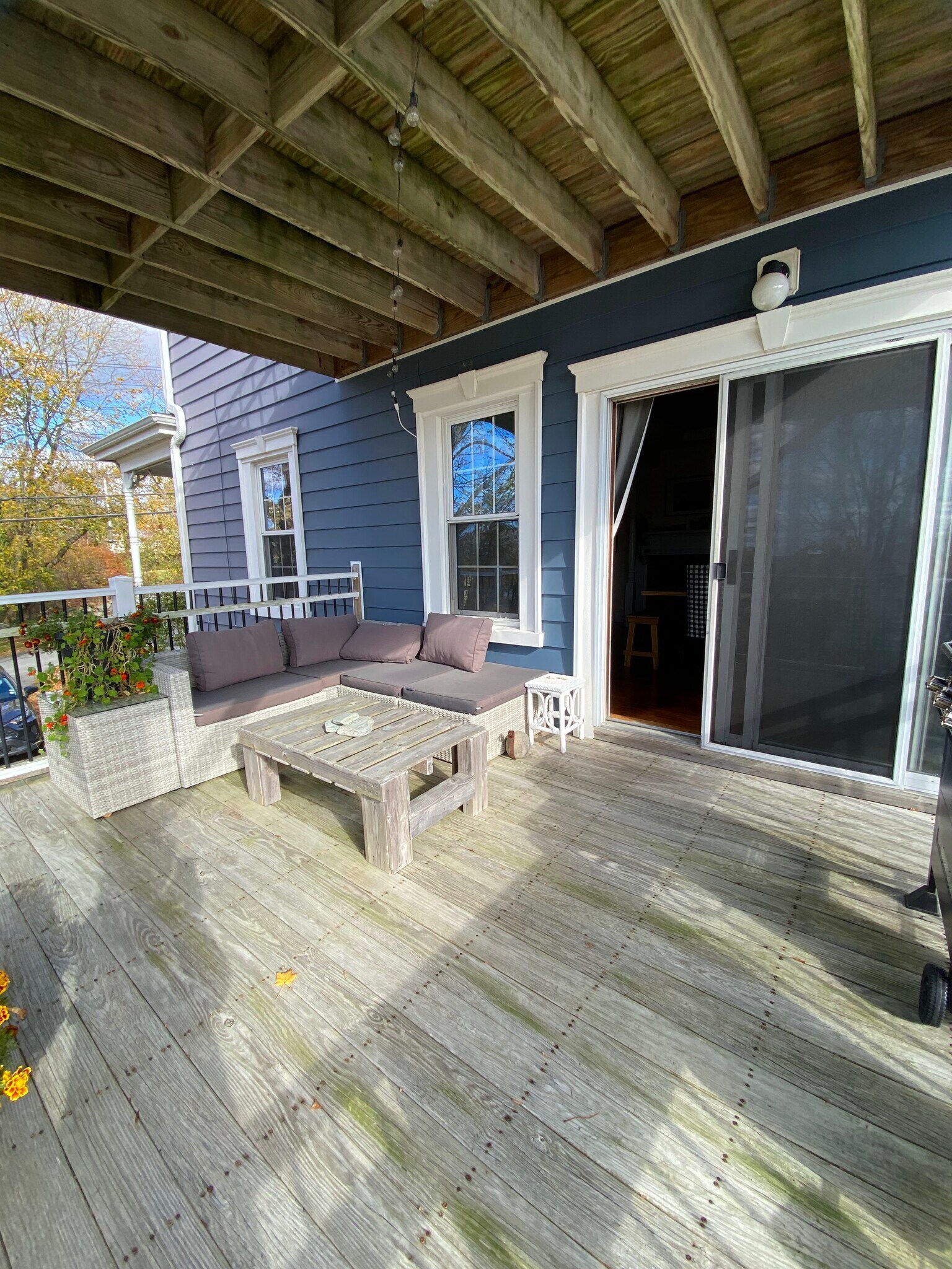 Building Photo - 67 Lawton Ave