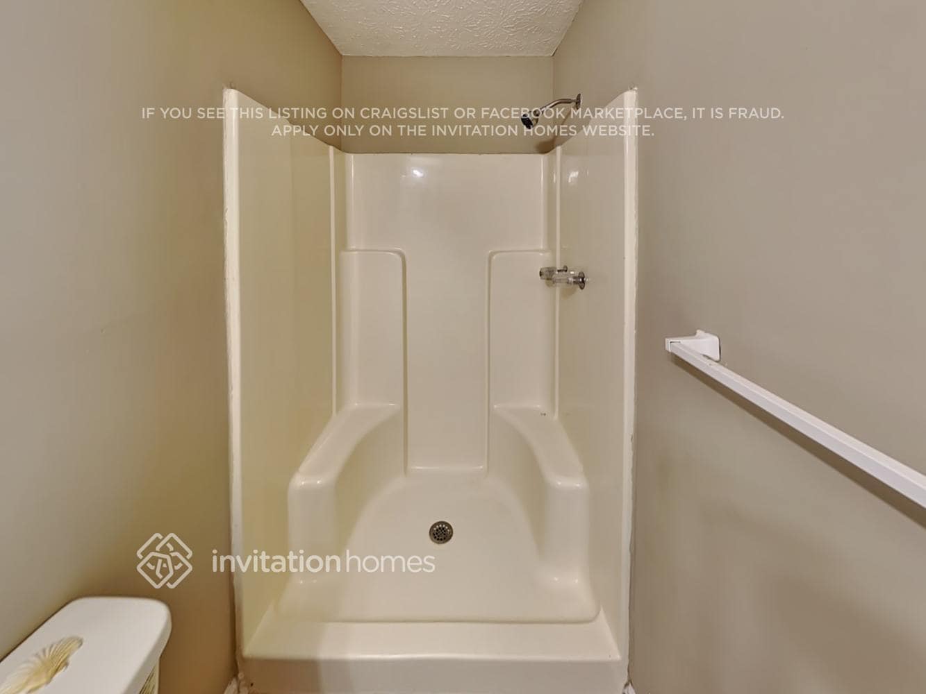 Building Photo - 7951 E Field Dr