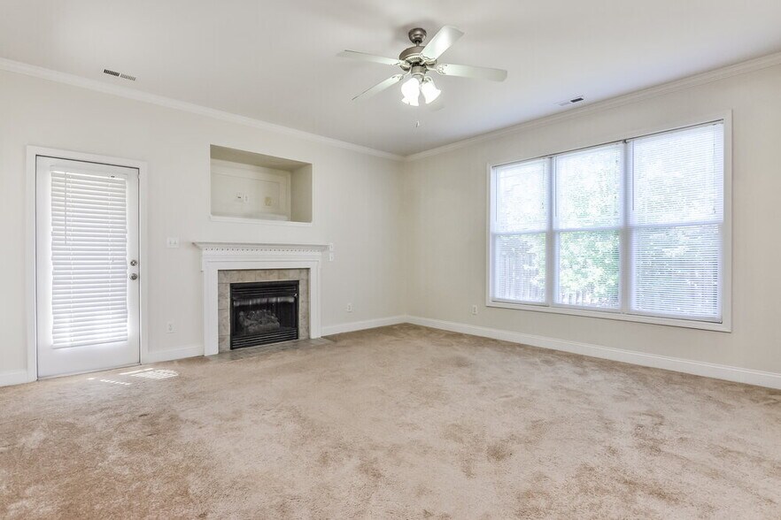 Building Photo - 3151 La Costa Way