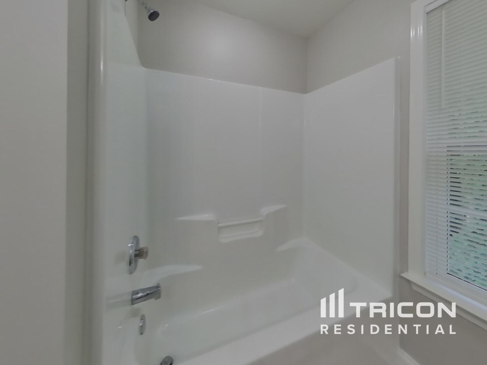 Building Photo - 2457 Terra Dr