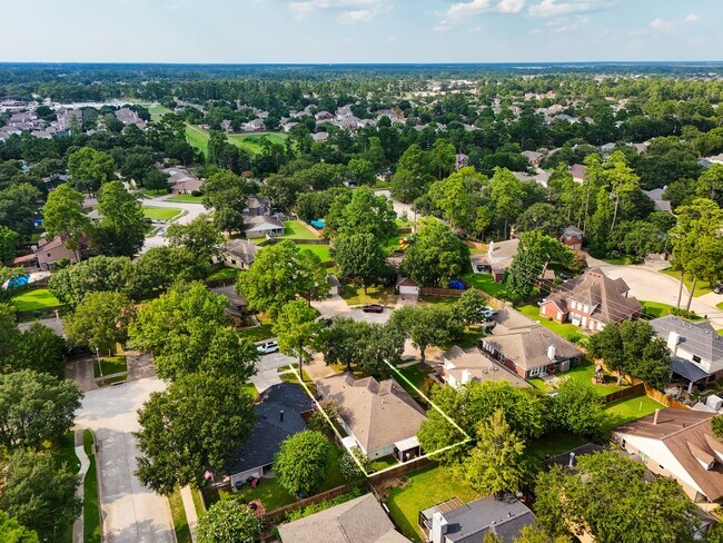 Building Photo - 9109 Benwick St