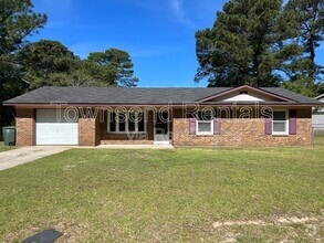 Building Photo - 5675 Livingston Dr