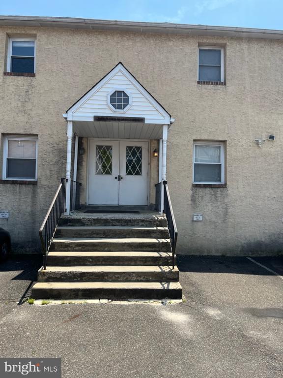 Building Photo - 1000 E Willow Grove Ave
