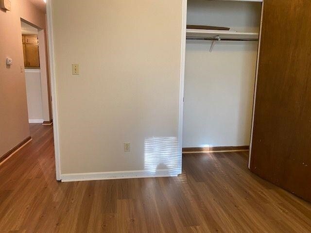 Building Photo - 2025 Pat's Pl