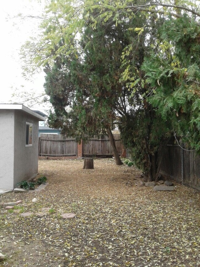 Building Photo - STOP BY, PEEK THROUGH THE WINDOWS AND EXPLORE THE AREA!