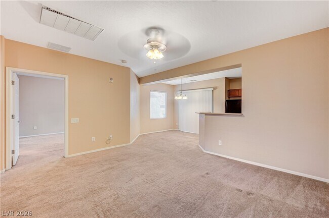 Building Photo - 6868 Sky Pointe Dr