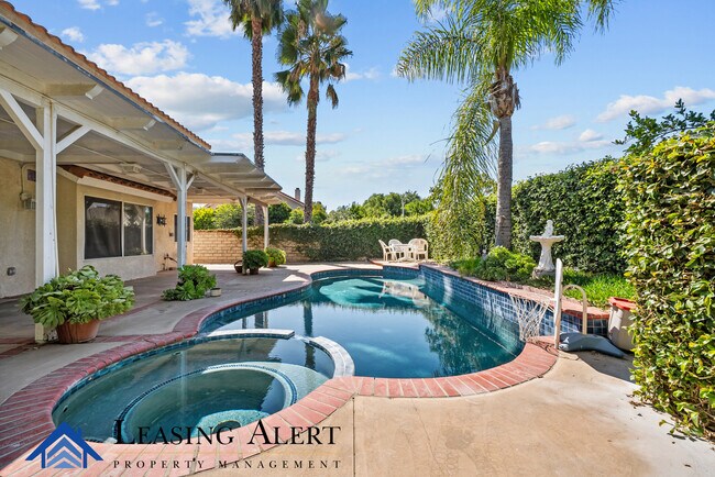 Building Photo - 28801 Shadow Valley Ln
