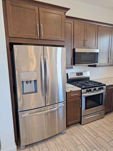 Building Photo - 24426 N 163rd Dr