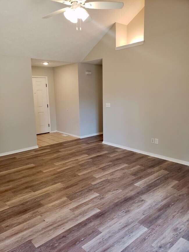 Building Photo - Great South East Location...East Battlefield & 65 Area