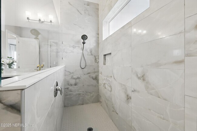 Building Photo - 11245 Strategy Ct