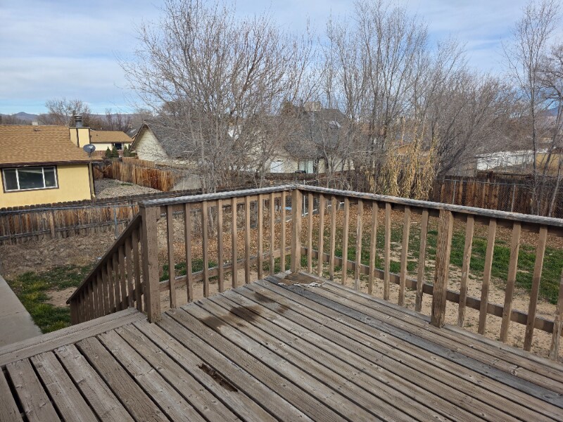 Building Photo - 2844 Lexington Ln