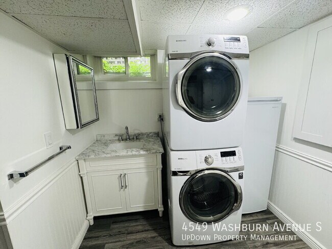 Building Photo - 4549 Washburn Ave S