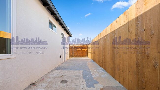 Building Photo - 3258-60 Jemez Dr