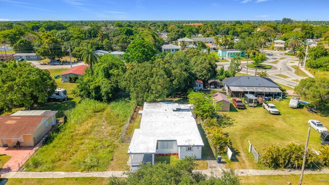 Building Photo - 10235 SW 177th St