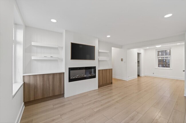 Building Photo - 3450 39th St NW